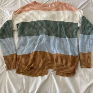 Pink and White Crew Neck Sweaters for Cozy Comfort